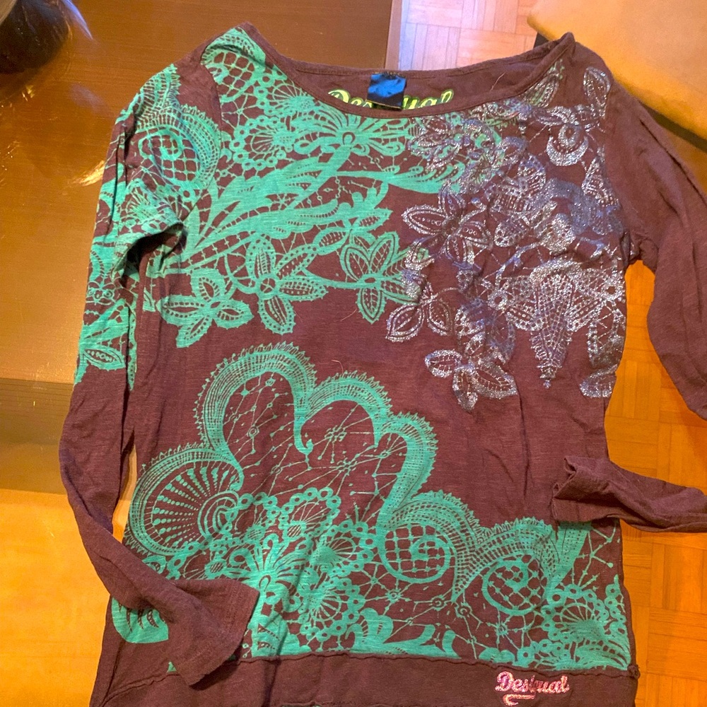 Gorgeous authentic Desigual shirt